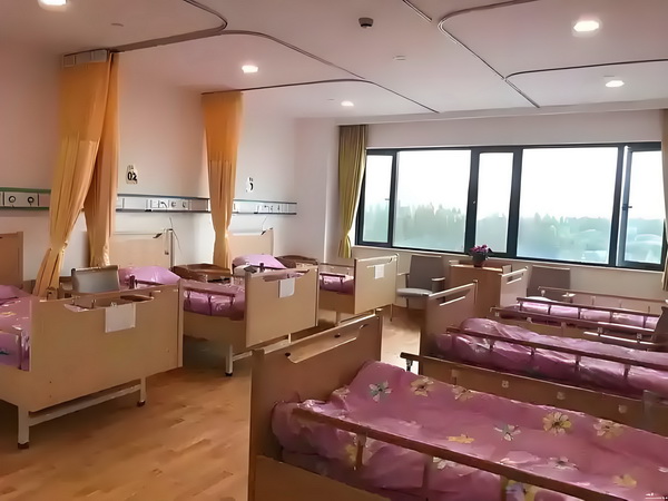探花看腻了，看乌克兰00后老师isabellastar的作品，欲罢不能